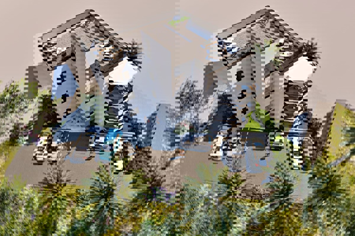 Moderno attico con due camere da letto e vista mare