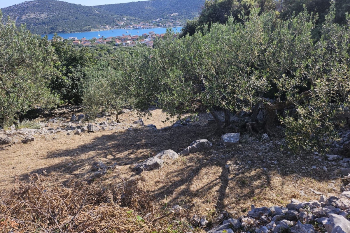 Terreno con vista mare