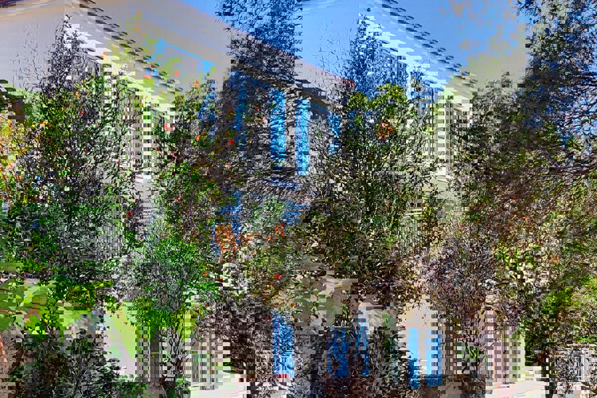 Villa di nuova costruzione in prima fila sul mare