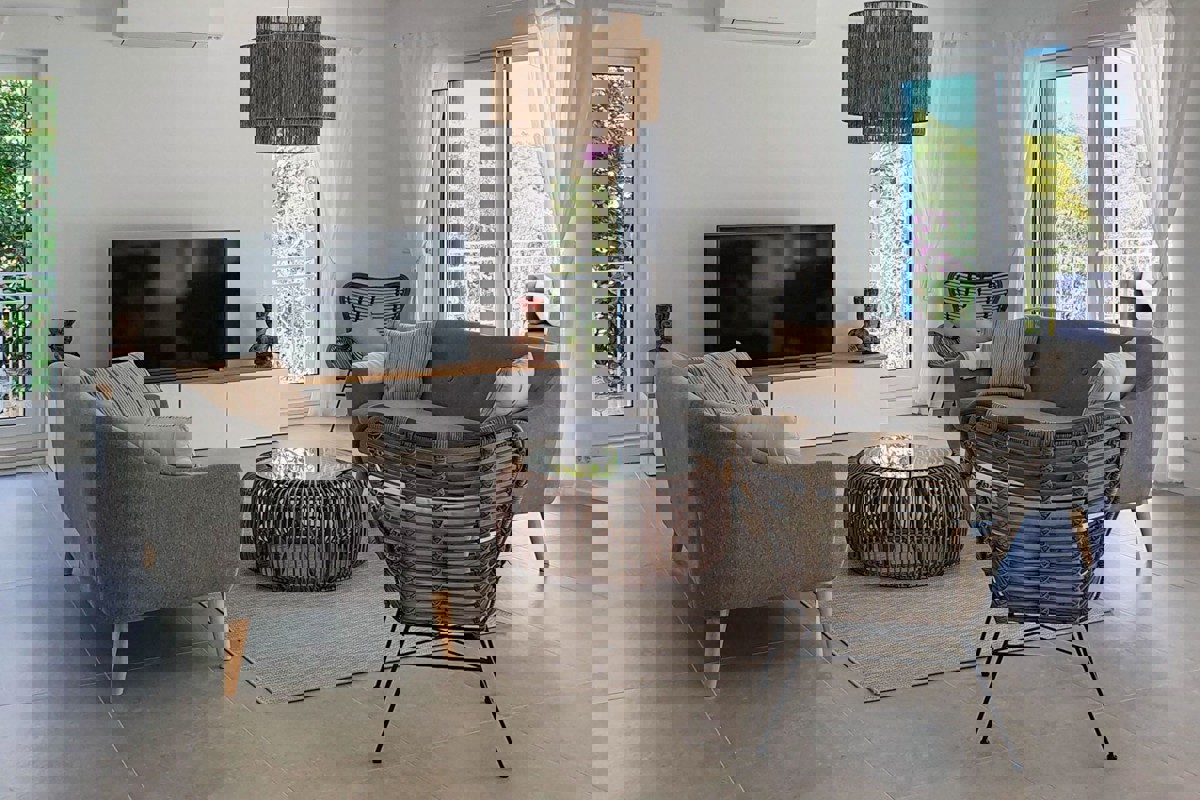 Villa di nuova costruzione in prima fila sul mare