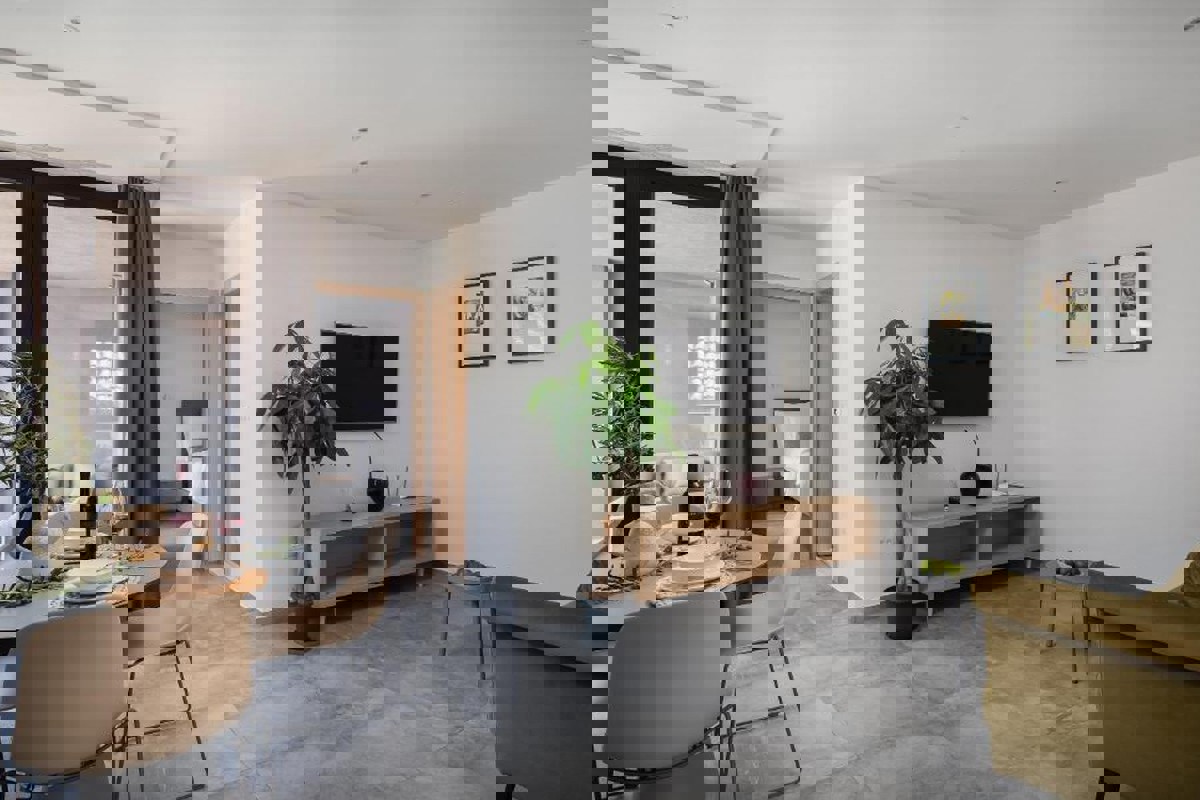 Moderno appartamento con una camera da letto a Komiža