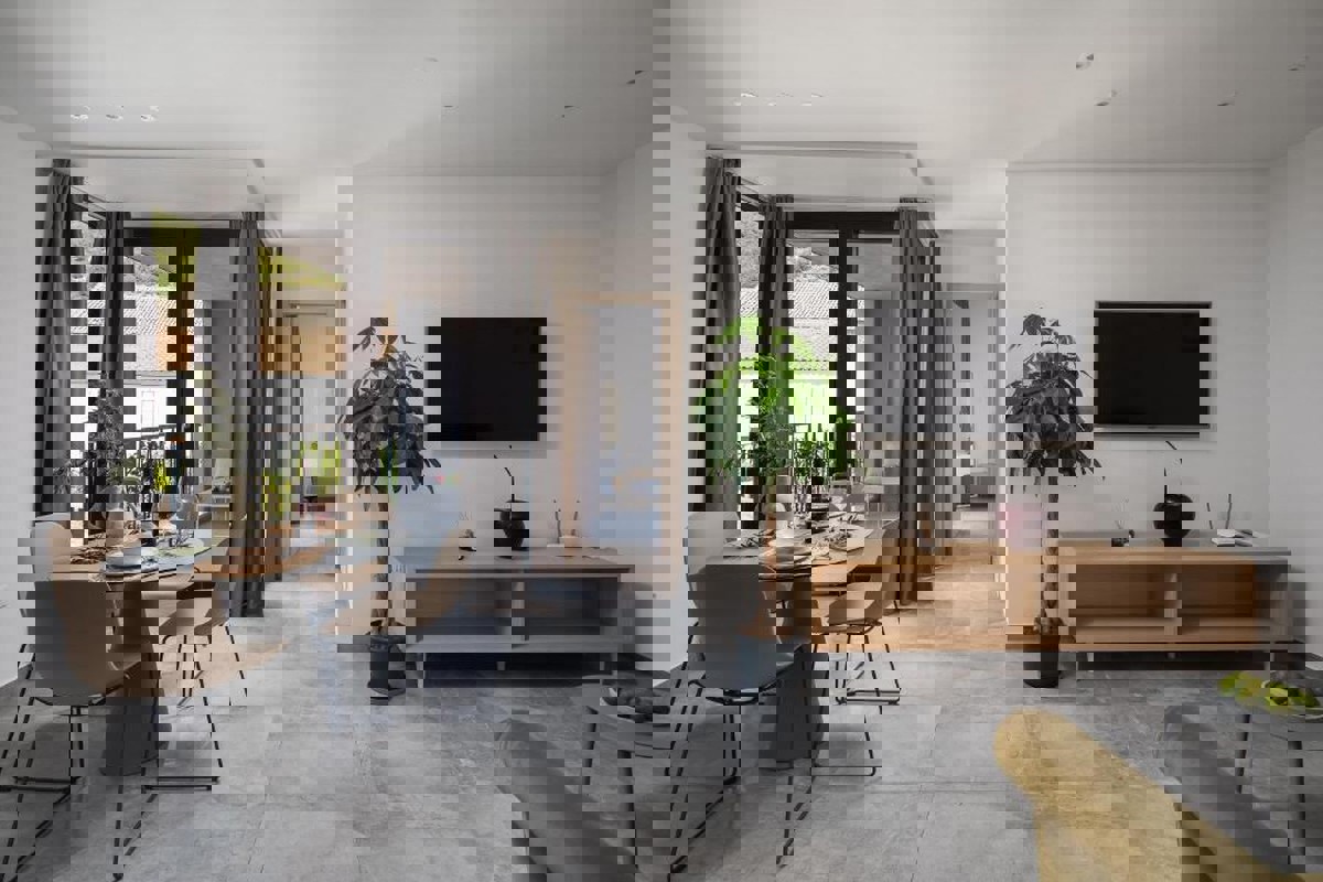 Moderno appartamento con una camera da letto a Komiža