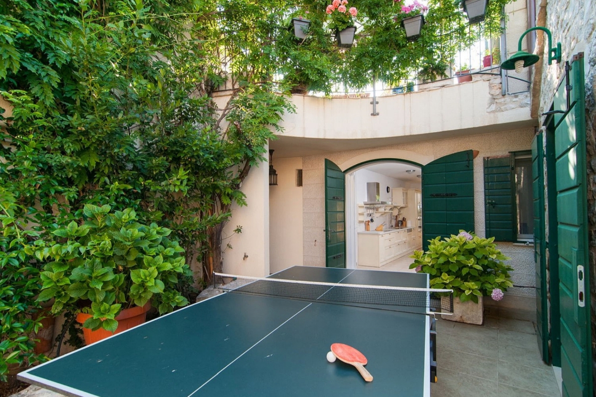 Casa con vista mare e piscina