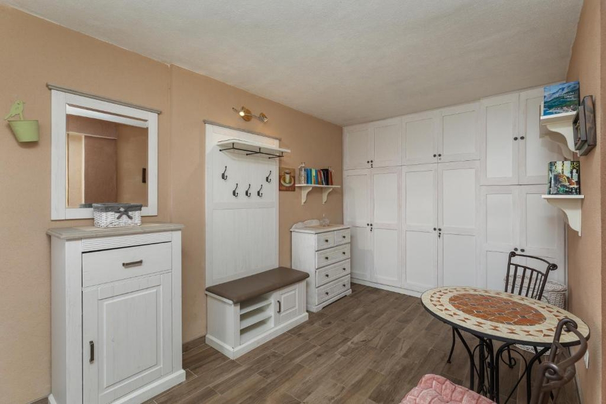 Casa con piscina e vista panoramica sul mare