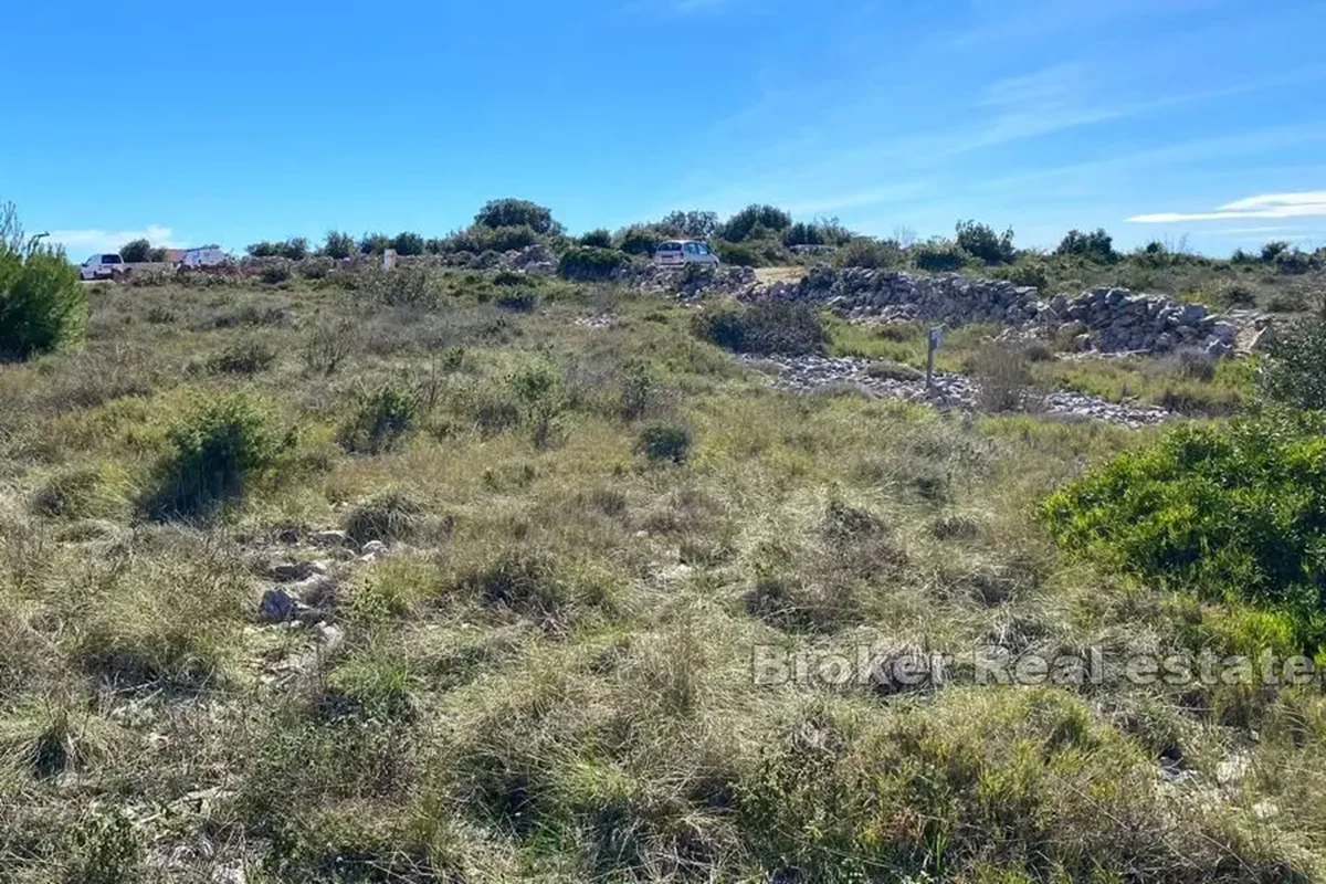 Terreno edificabile con vista mare