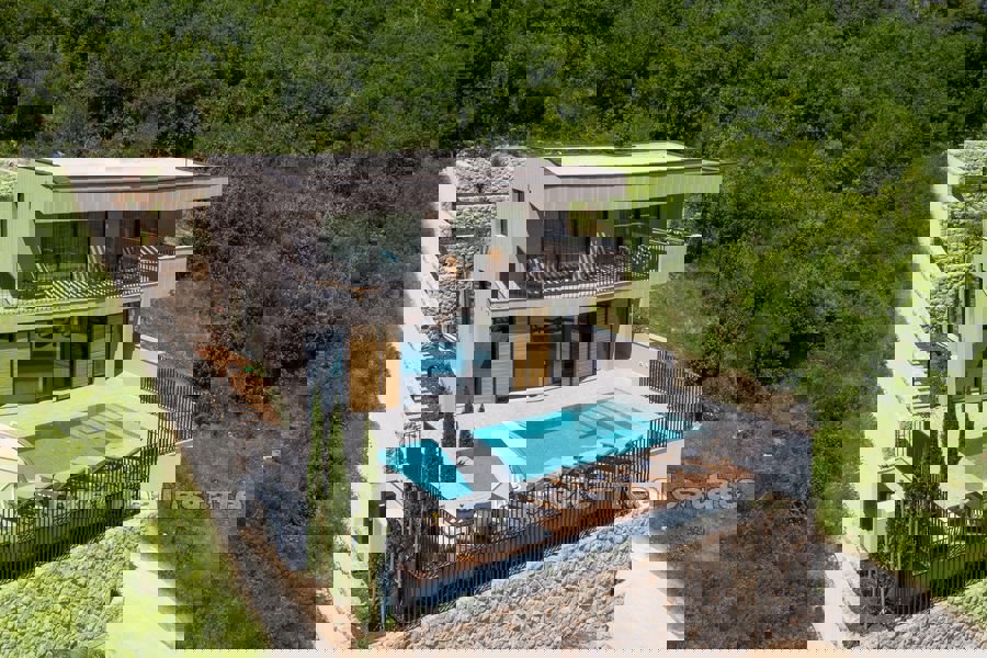 Villa di lusso con piscina