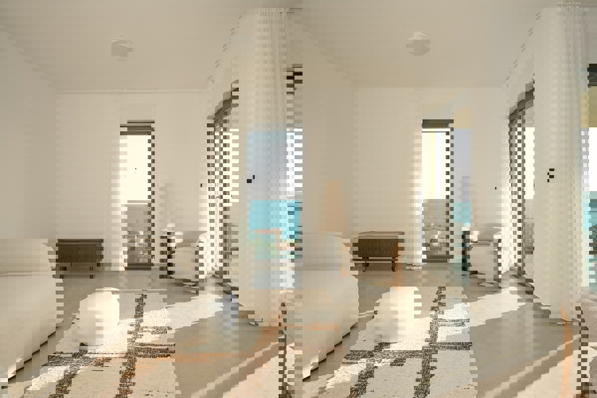 Appartamento con vista sul mare aperto