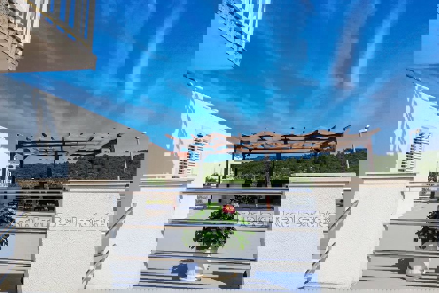 Casa in prima fila sul mare