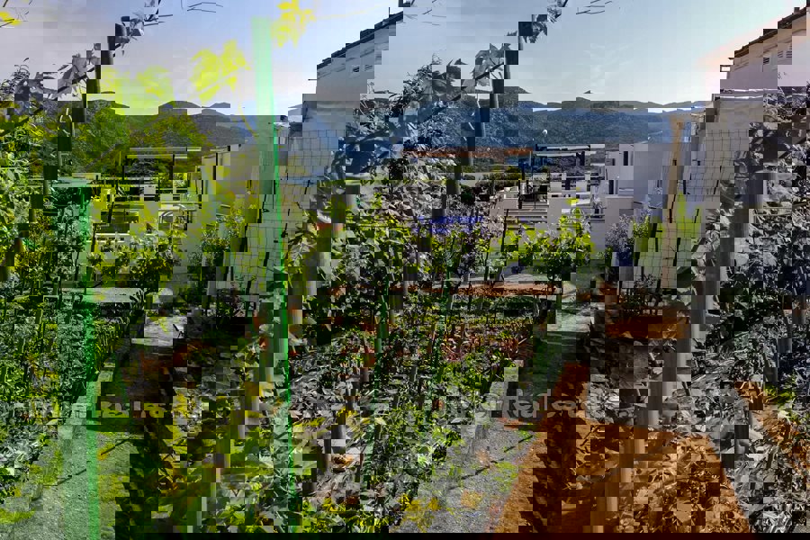 Casa in prima fila sul mare