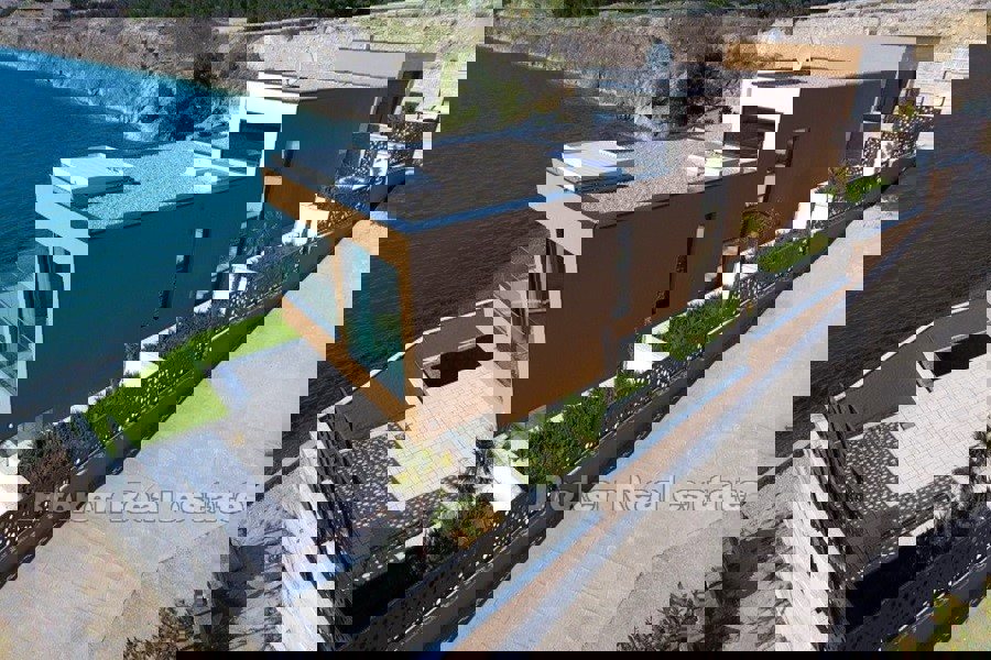 Villa di lusso prima fila al mare