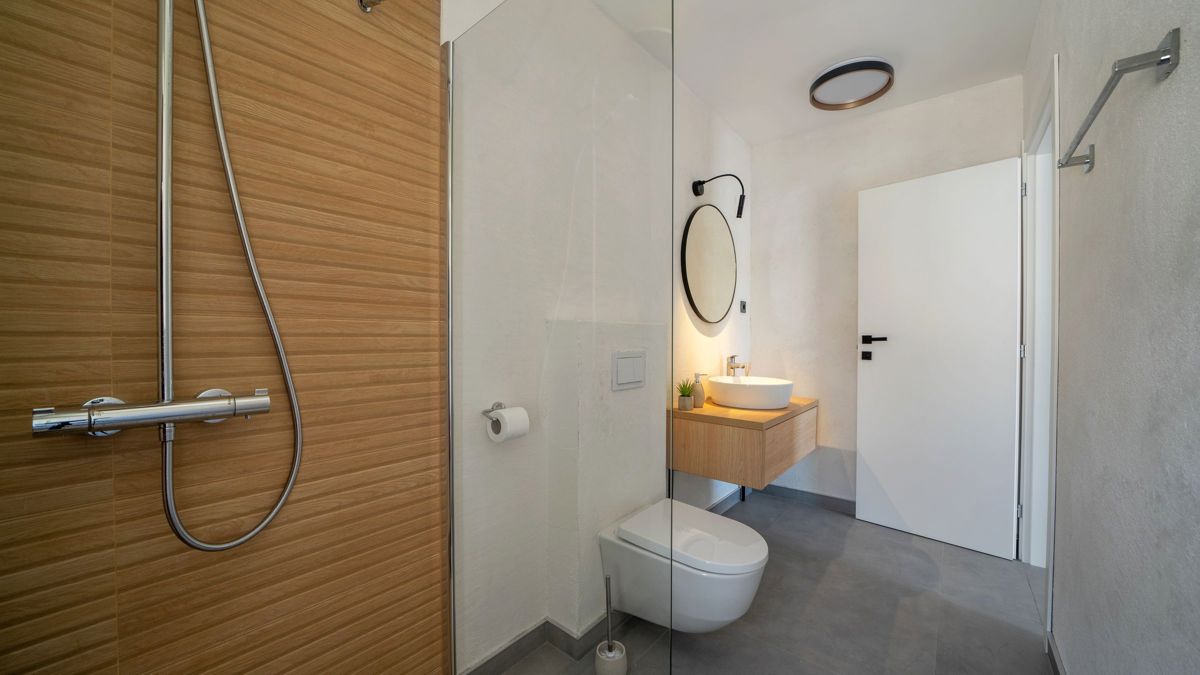 Villa di recente costruzione con piscina