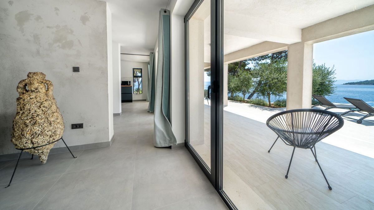 Villa di recente costruzione con piscina