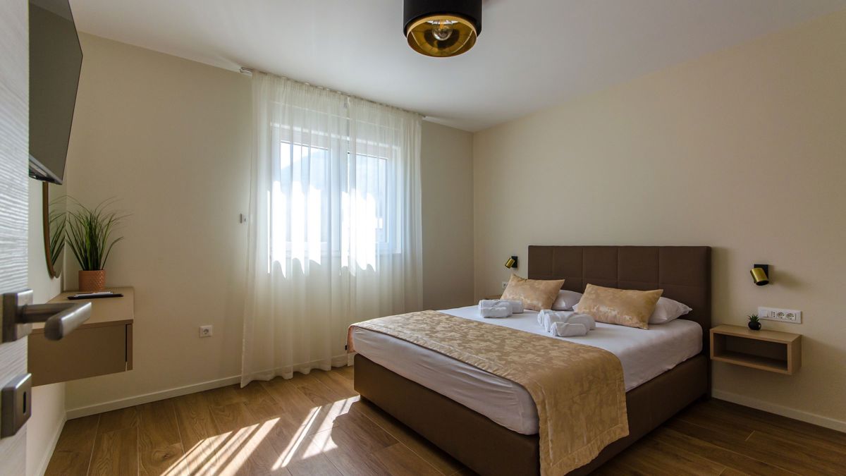 Villa di recente costruzione con piscina