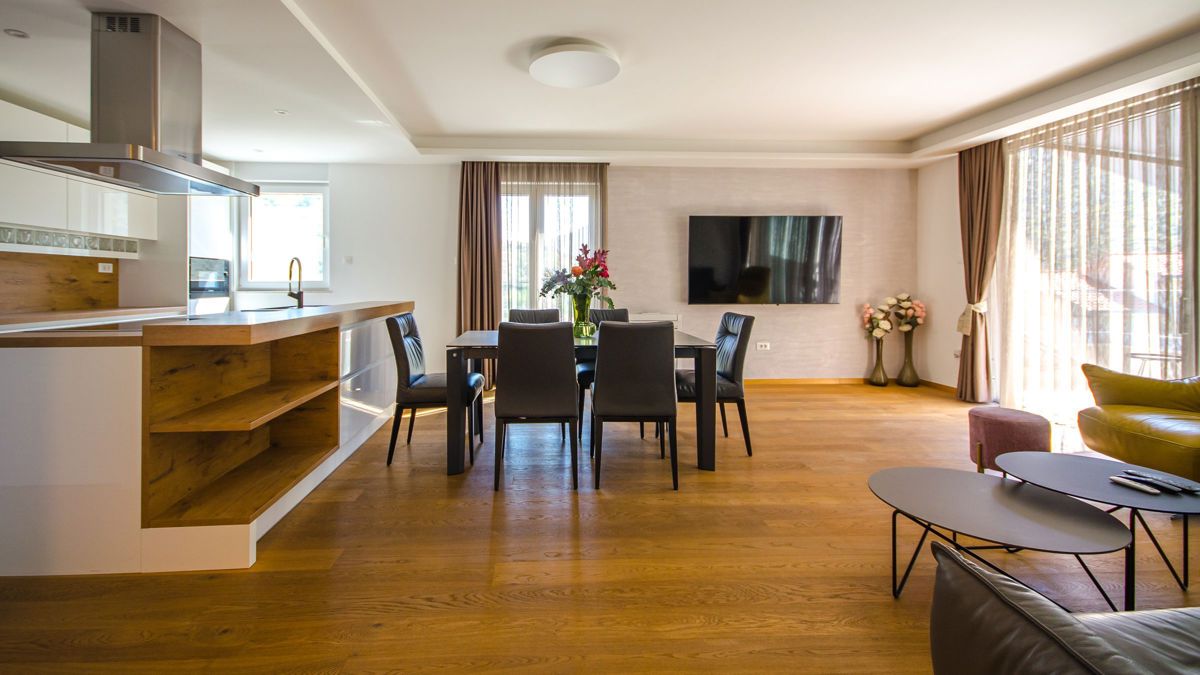 Villa di recente costruzione con piscina