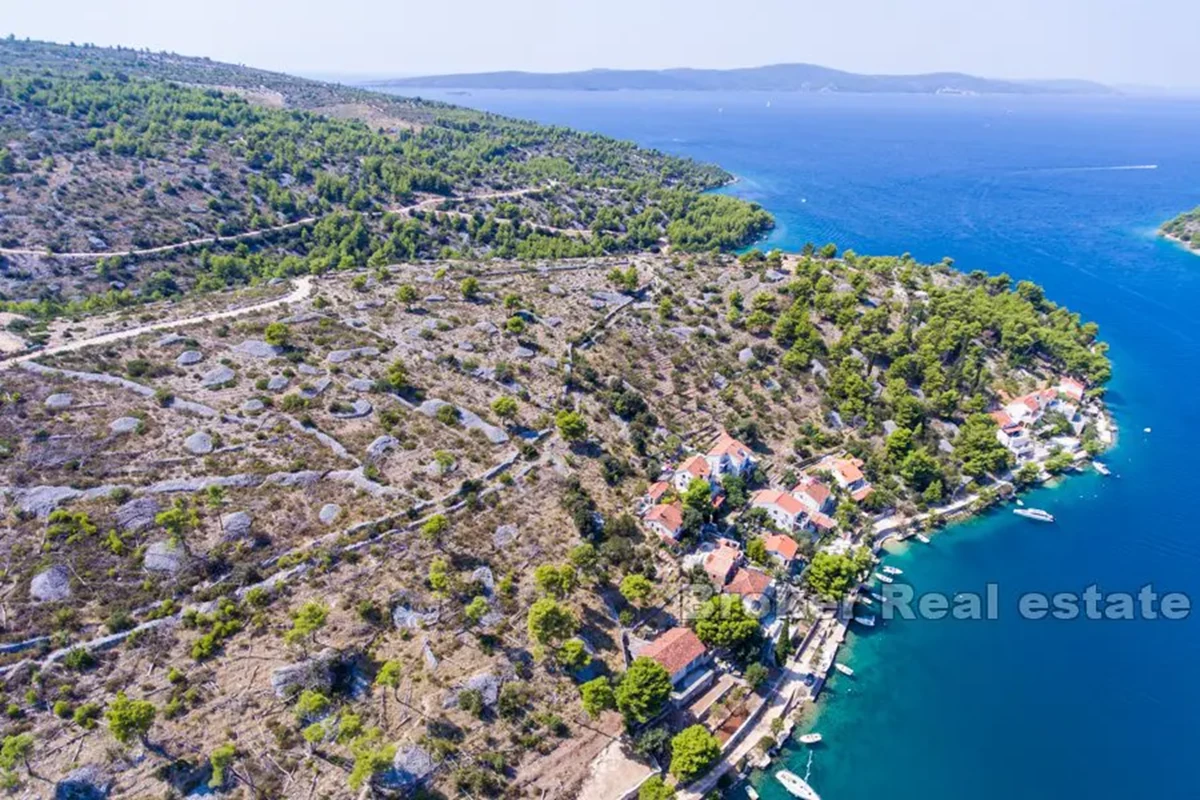 Terreno edificabile in riva al mare