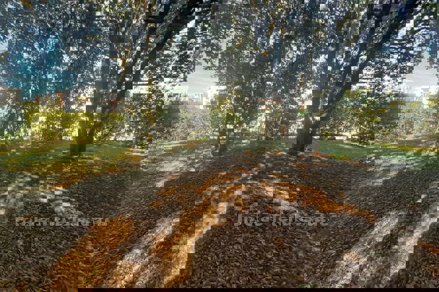 Piano terra da ristrutturare vicino al mare