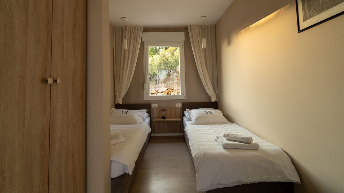 Due belle ville con vista panoramica sul mare