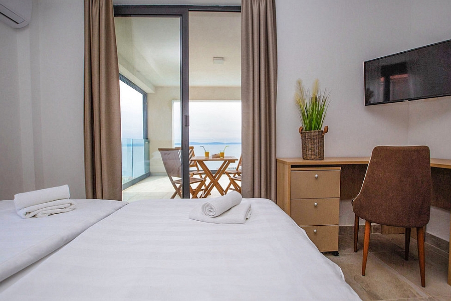 Due belle ville con vista panoramica sul mare