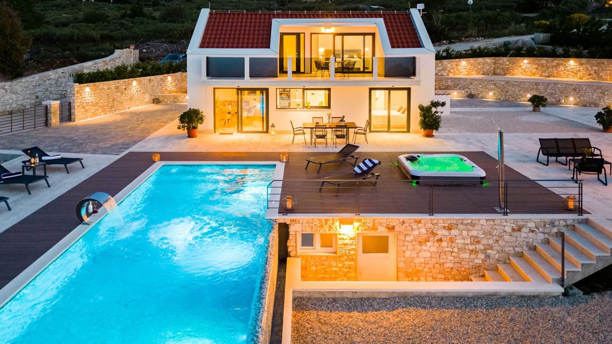 Una villa unica con piscina