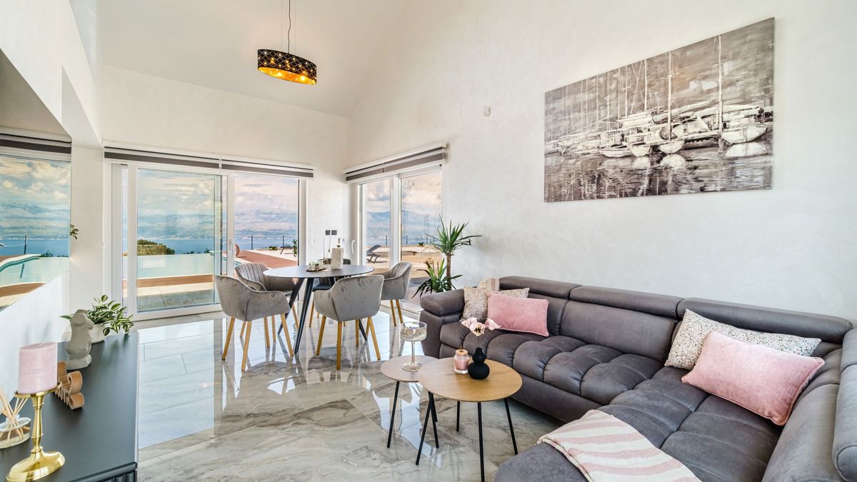 Una villa unica con piscina