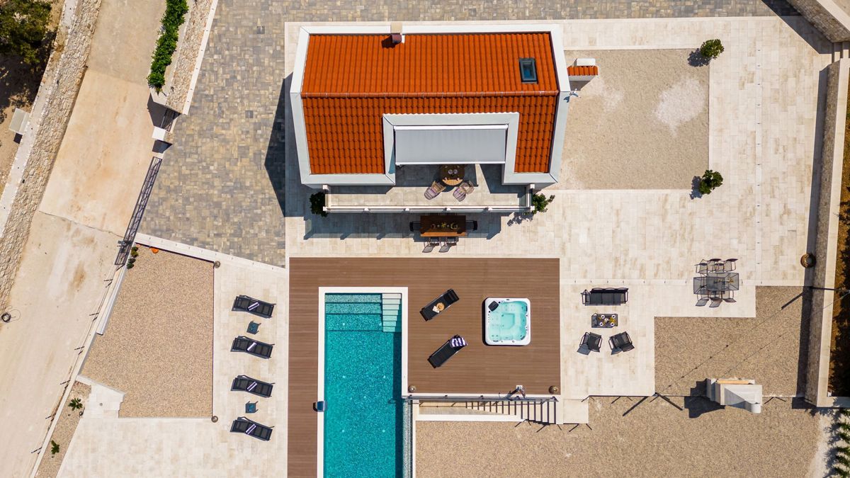 Una villa unica con piscina