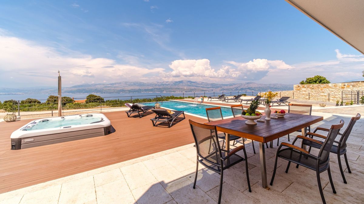 Una villa unica con piscina