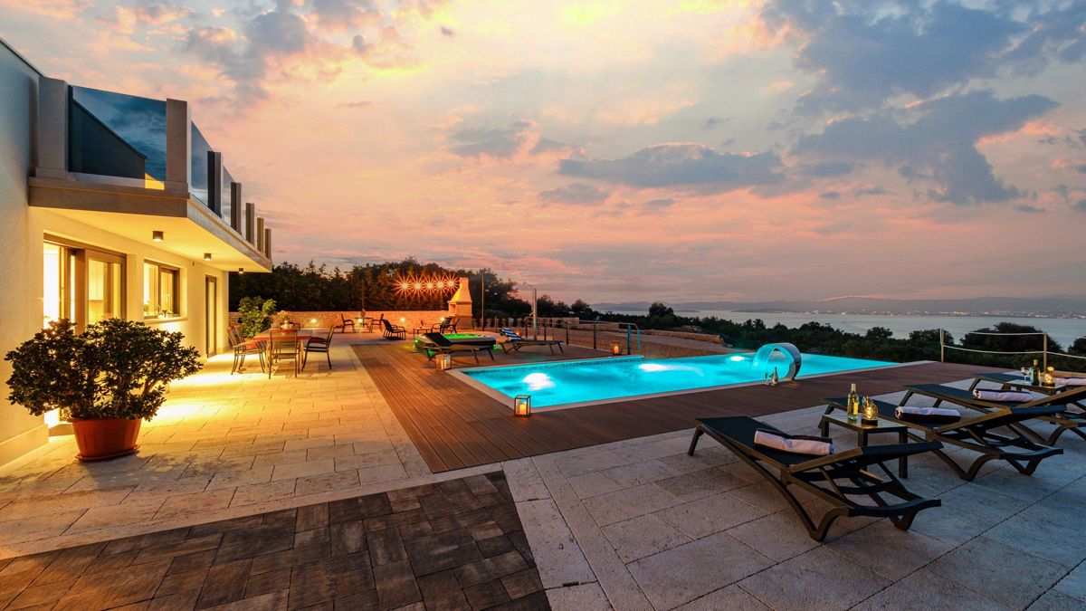 Una villa unica con piscina