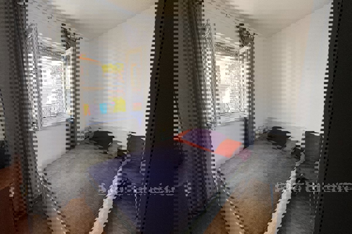 Appartamento arredato in modo moderno