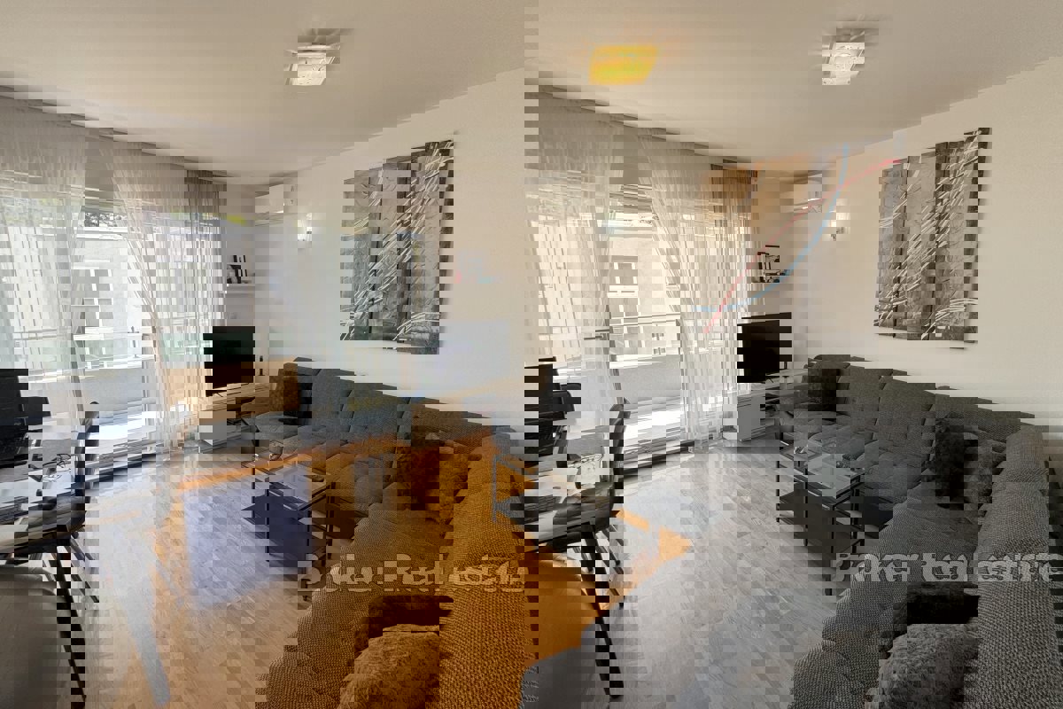 Appartamento arredato in modo moderno