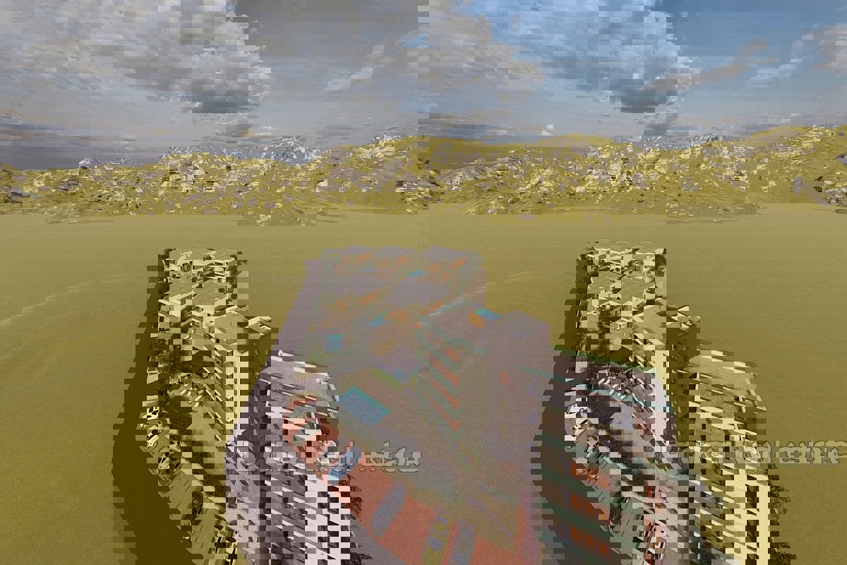 Attico di lusso in un nuovo complesso con vista mare