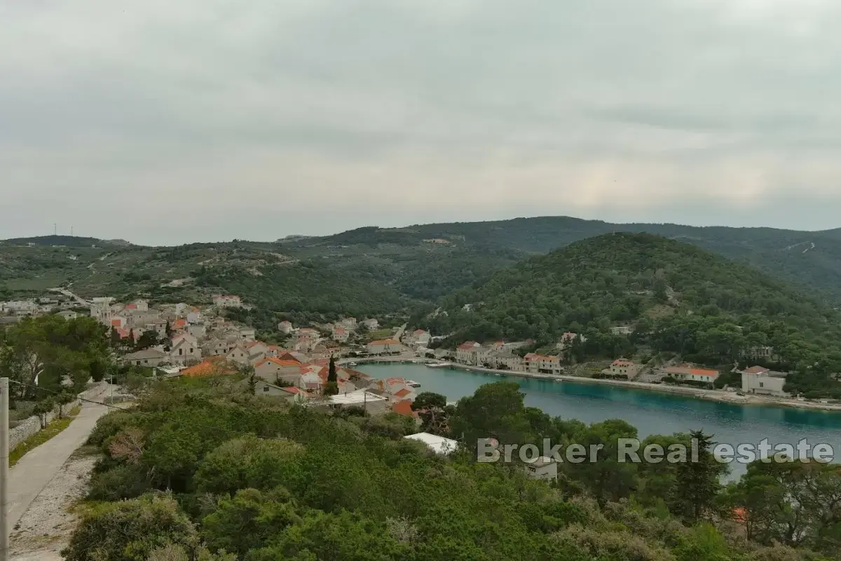 Terreno edificabile con vista mare