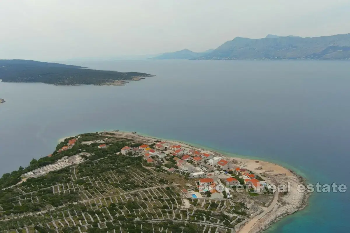 Terreno edificabile con vista mare