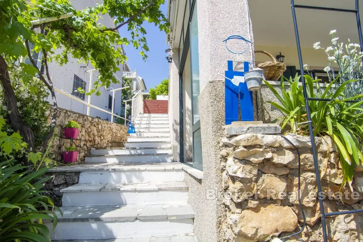 Casa in seconda fila dal mare con vista aperta sul mare