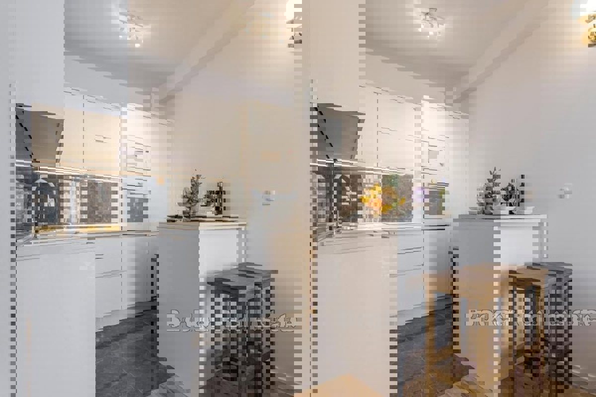 Bellissimo appartamento con ampia terrazza in posizione privilegiata