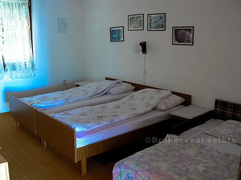 Casa con 7 camere da letto, in vendita