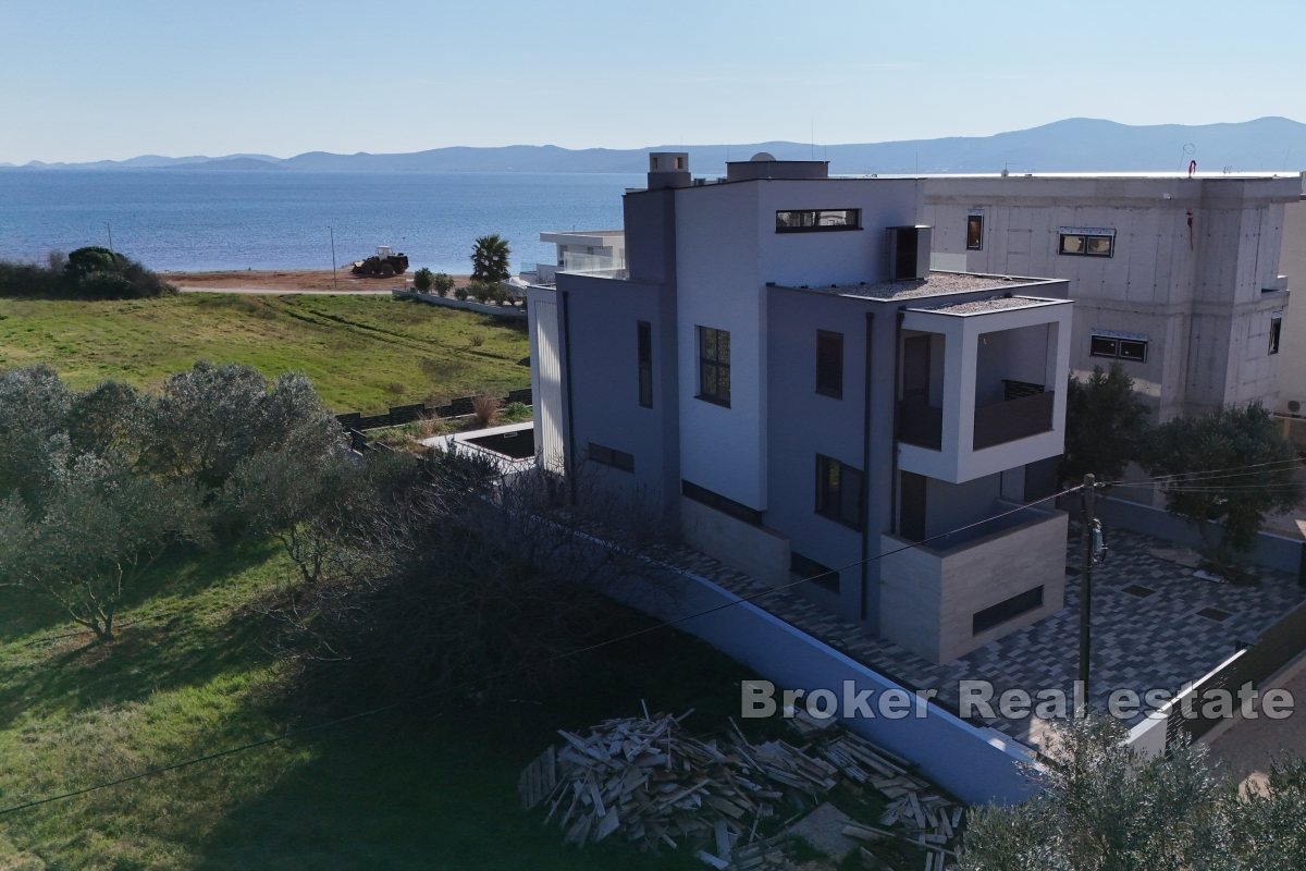 Villa moderna con vista mare e comfort esclusivi