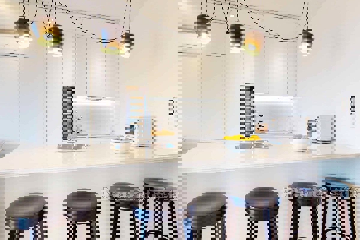 Appartamento moderno con ampia terrazza e vista panoramica