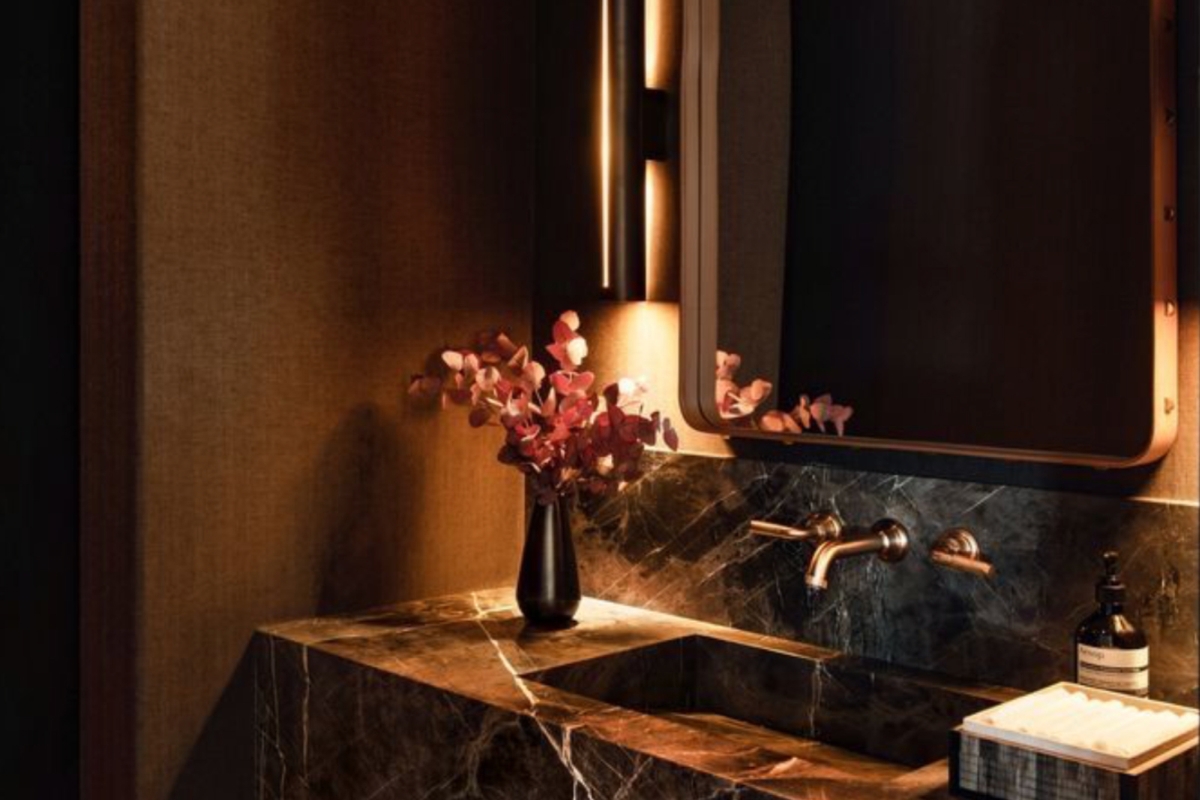 Villa di lusso con vasca da bagno in cristallo del Madagascar e vista mare