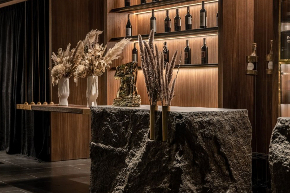 Villa di lusso con vasca da bagno in cristallo del Madagascar e vista mare