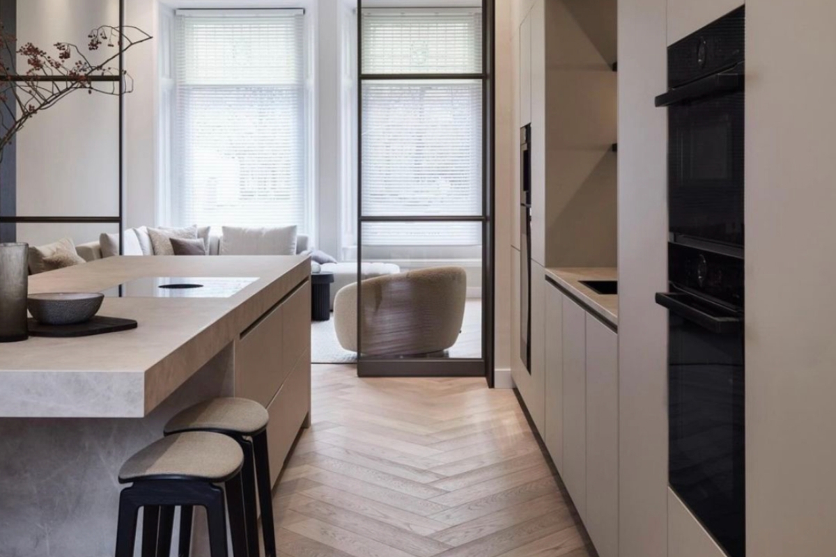 Villa di lusso con vasca da bagno in cristallo del Madagascar e vista mare