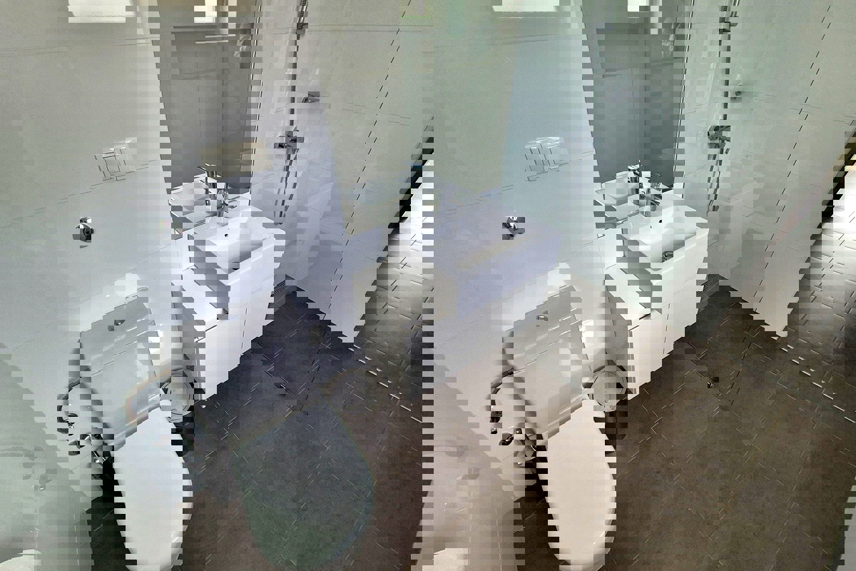 Grazioso appartamento su tre piani con vista mare