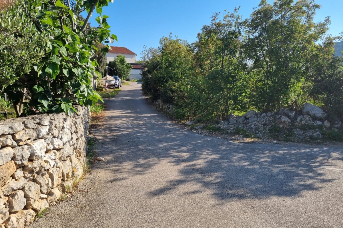 Terreno edificabile attraente vicino al mare