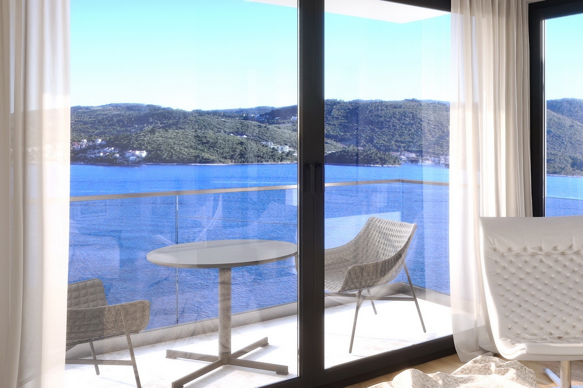 Villa moderna con piscina e vista mare