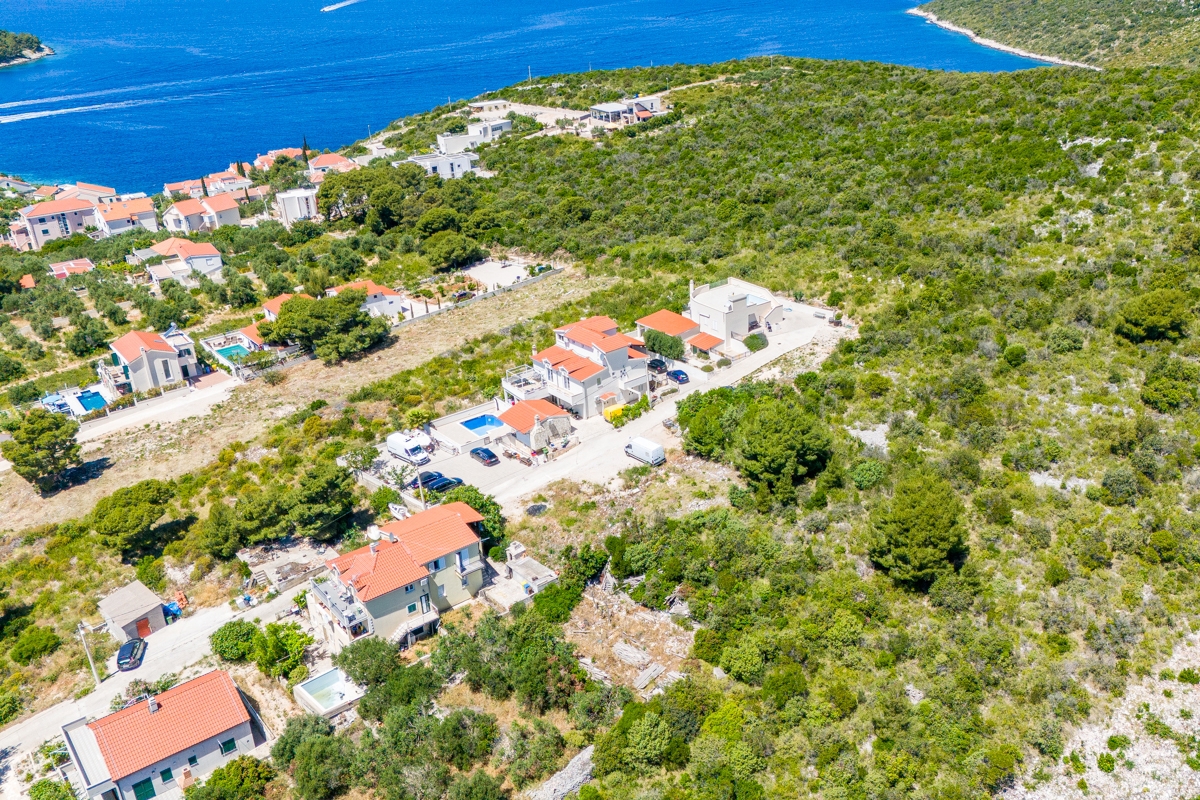 Terreno edificabile con splendida vista mare