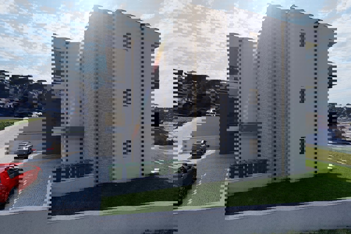 Appartamento con una camera da letto e balcone