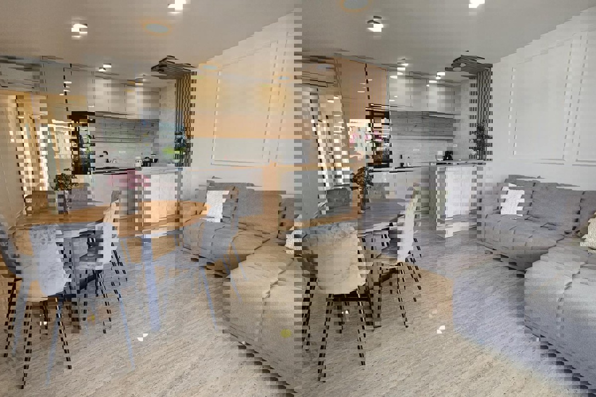 Appartamento di lusso con piscina