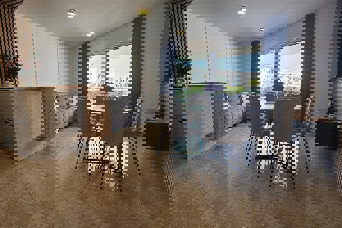 Appartamento di lusso con piscina