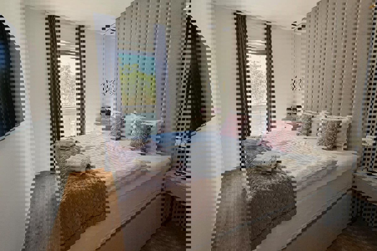 Appartamento di lusso con piscina