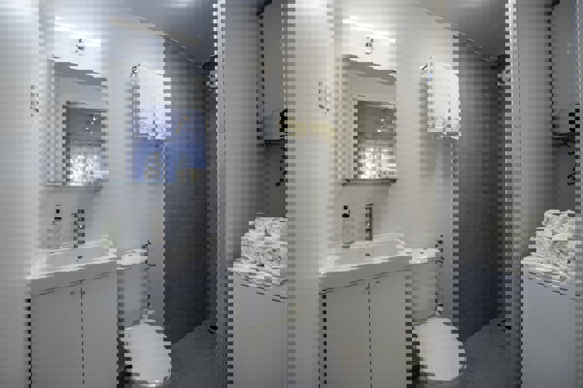 Appartamento con una camera da letto e terrazza