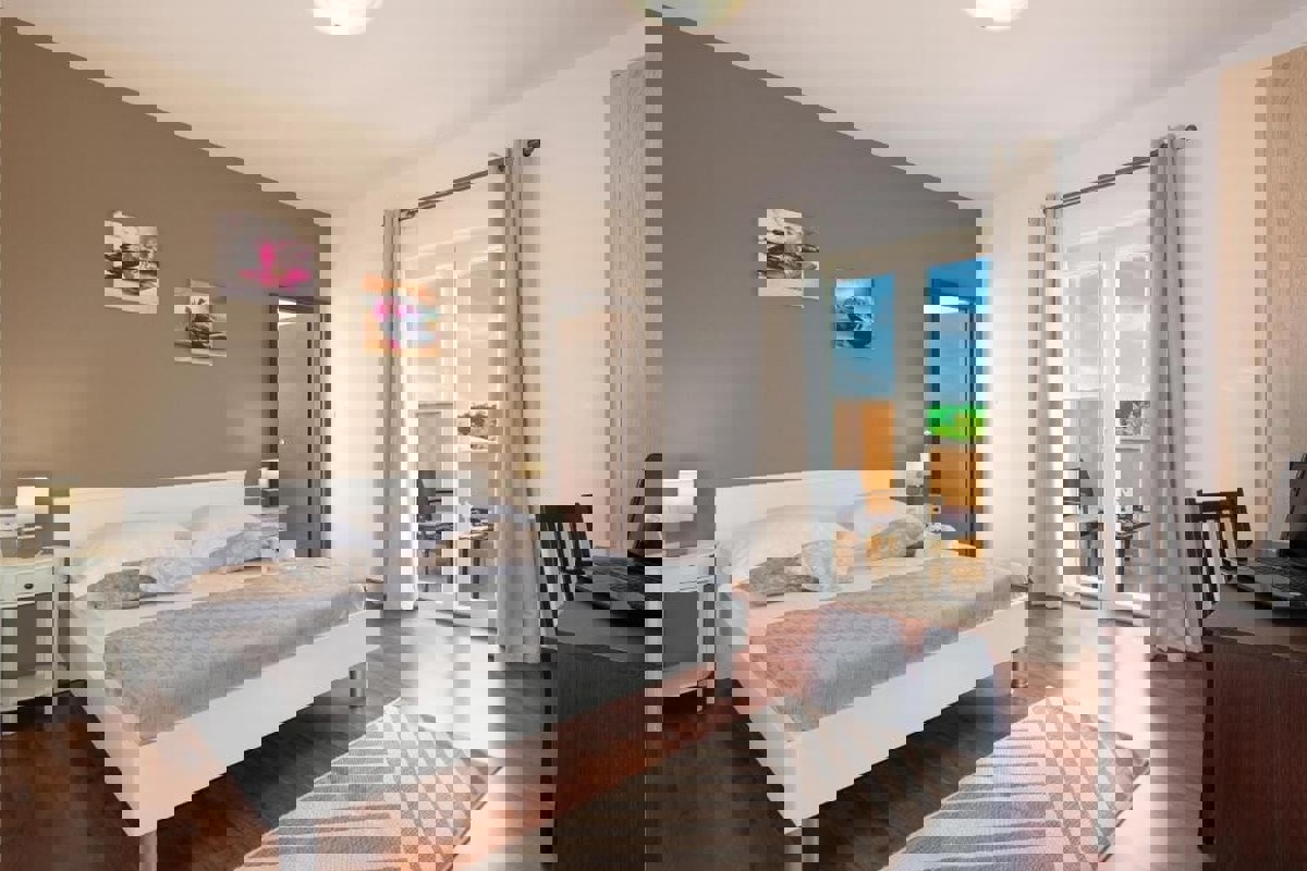 Villa moderna con piscina nell'Istria centrale